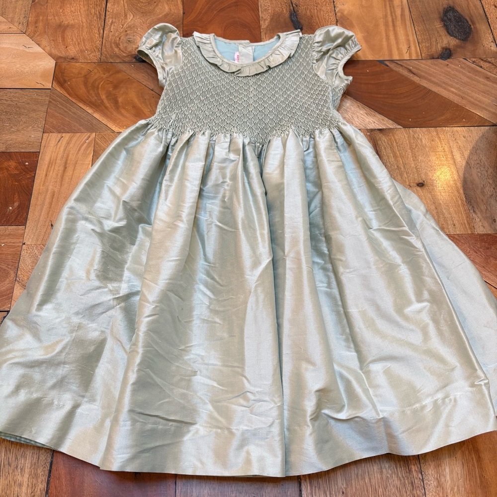 Kayce Hughes Elegant Green Dress Size 6